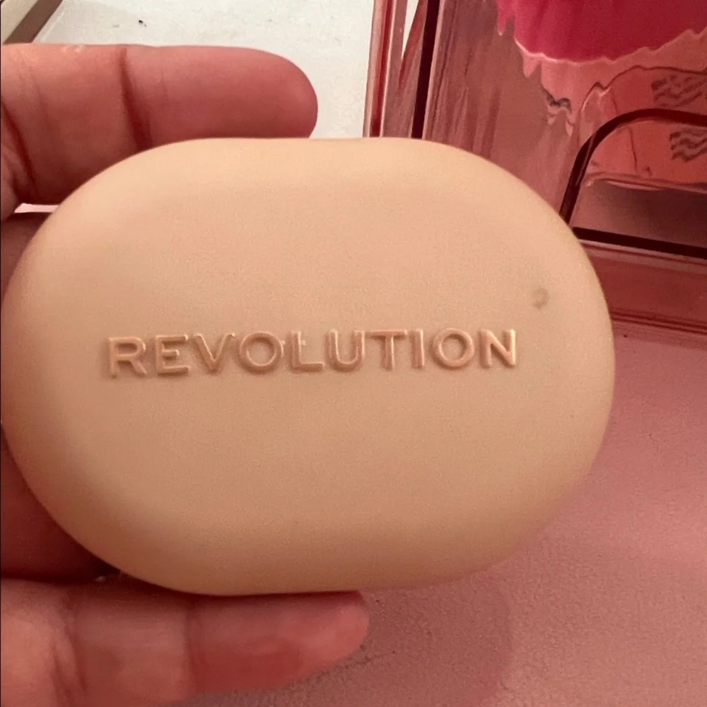 Revolution powder pops